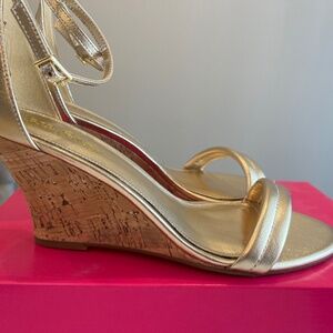 Lilly Pulitzer Jenna Wedge-Gold-Size 10